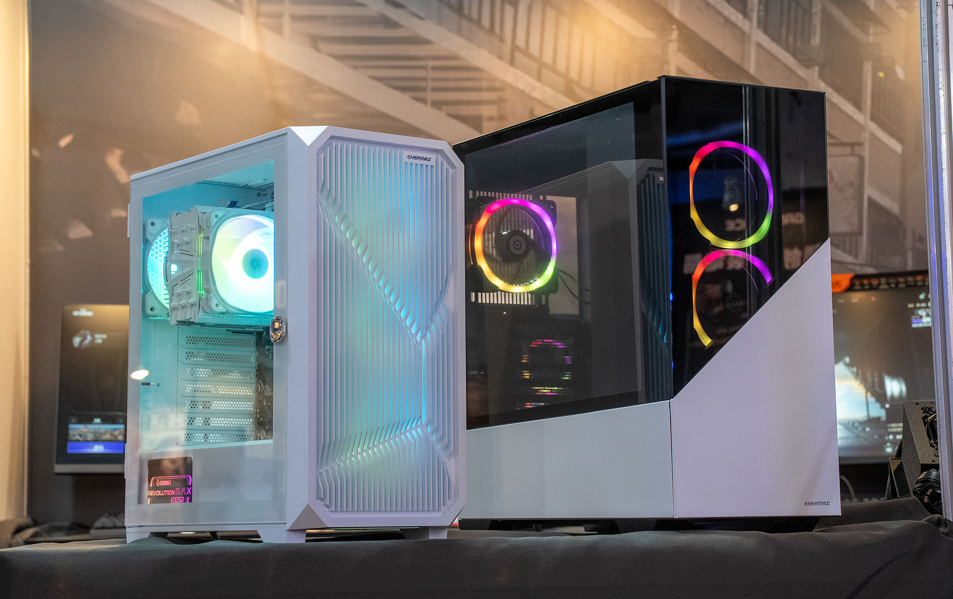 ENERMAX安耐美全球首亮相新品：(左至右)ENERPAZO EP237、ENERMAXK8