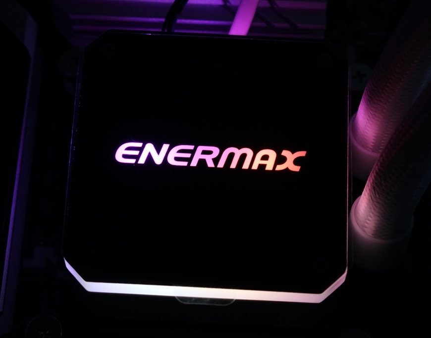3C匠開箱：虹彩晶凌(LIQMAX III 360)白色一體式水冷散熱器